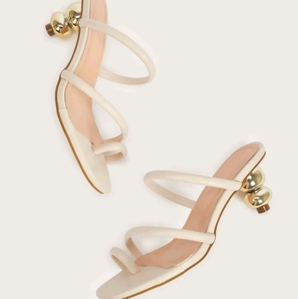 Toe loop heeled mules limited edition - Picture 4 of 8